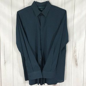 Perry Ellis button down dress shirt